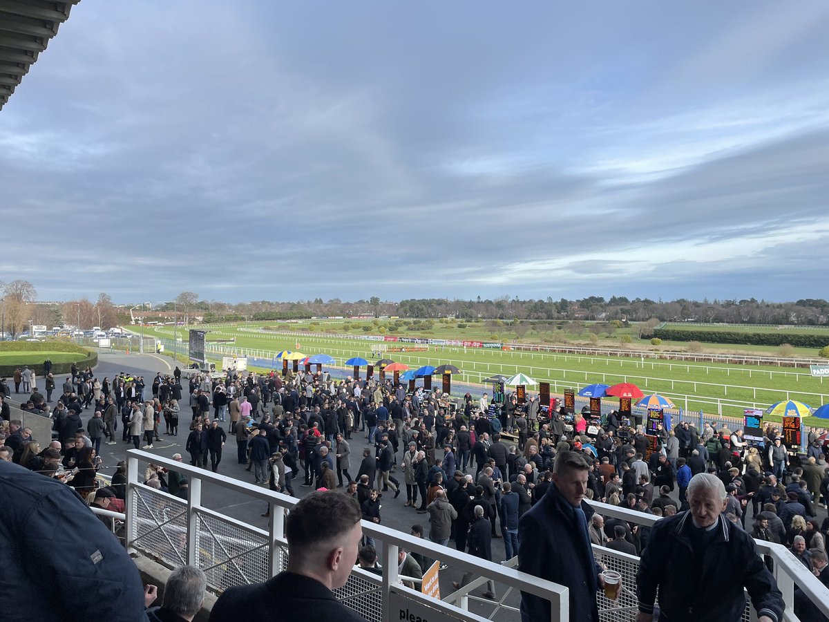 MichaelCatling's tweet photo. Dublin racing festival https://t.co/IblN24lSxv