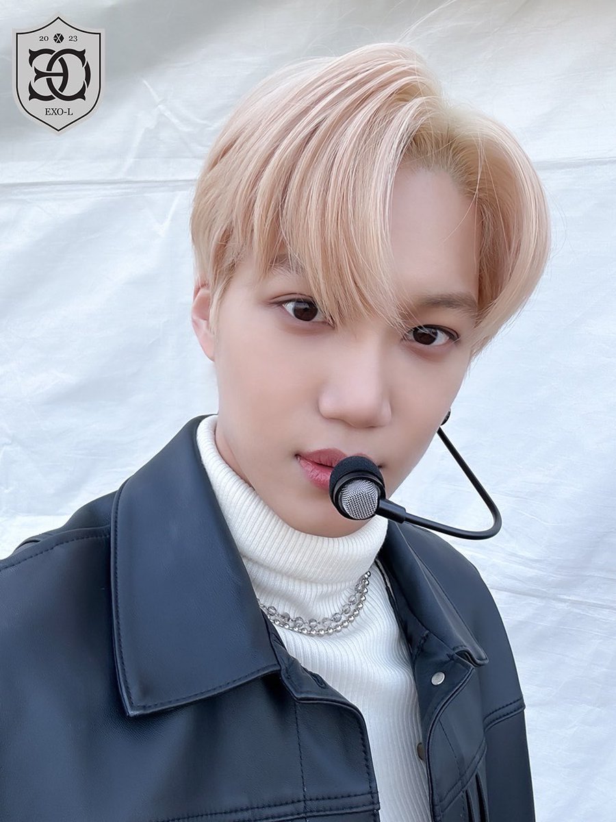 Sarı saçlarından sen sorumlusun Kim Jongiiinnn