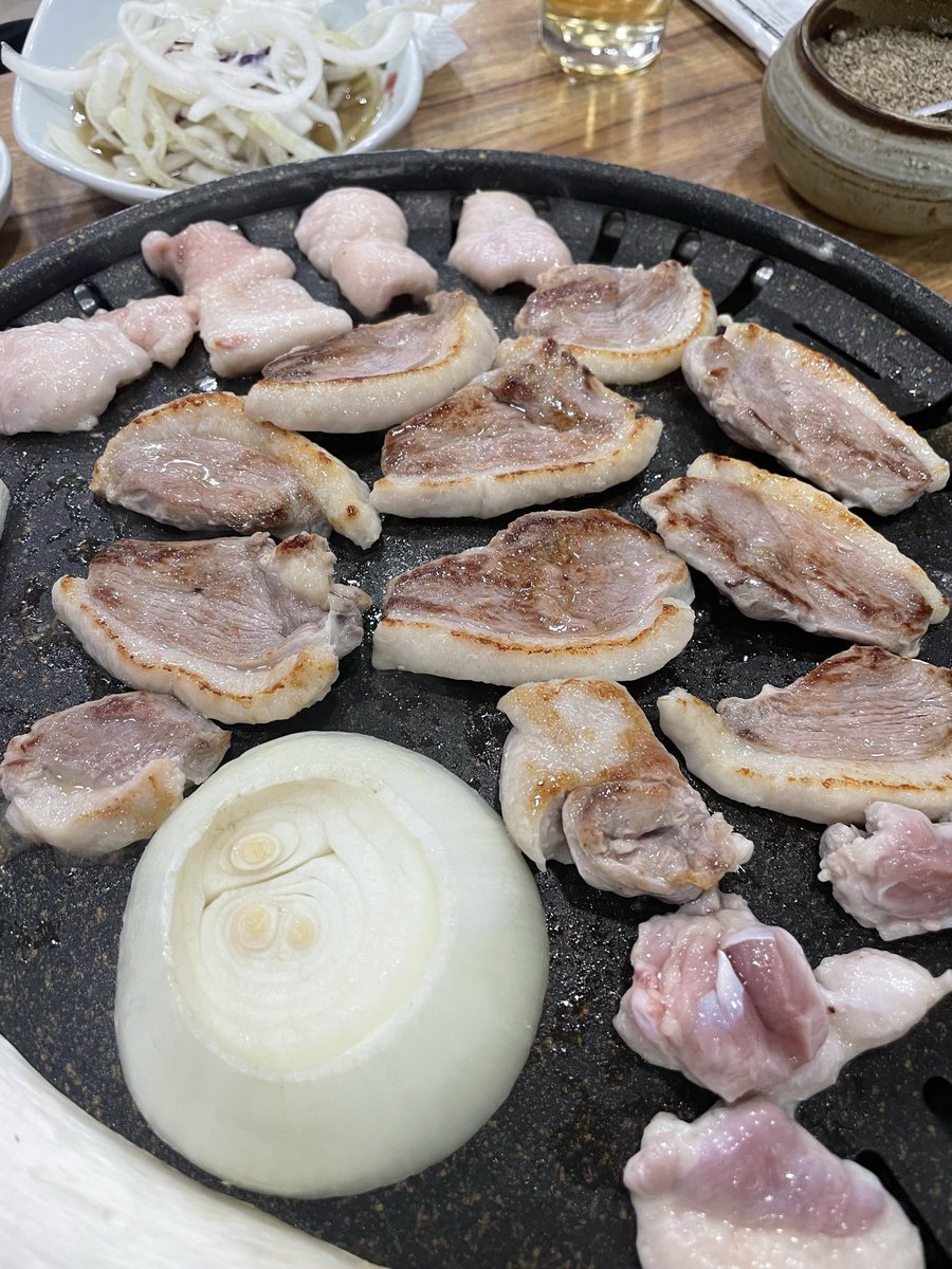 hiyo___maru's tweet photo. 地元に帰ったら絶対に行く鴨の焼肉屋さん。ソウルではなかなか食べられない。 https://t.co/rSrwYi95WM