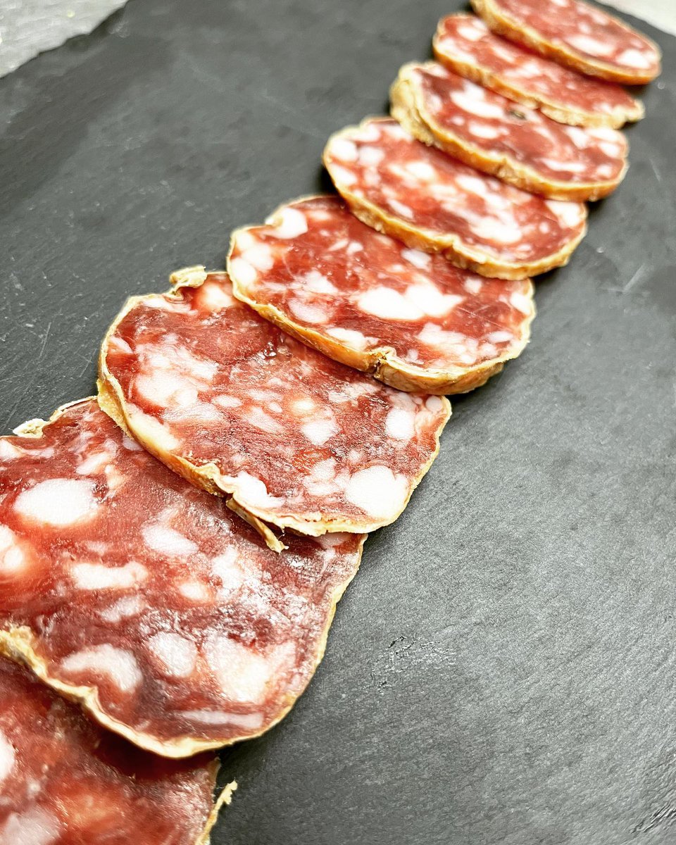 Post muto…
#salamedivarzi #aperitivo #salame #salamedivarzidop #varzi #mortara #vigeavano #milano #lomellina #pavia #pavese #oltrepopavese #drink #happyhour #solocosebuone #milanocity #piazzaduomo #piazzasilvabella #gasometropub