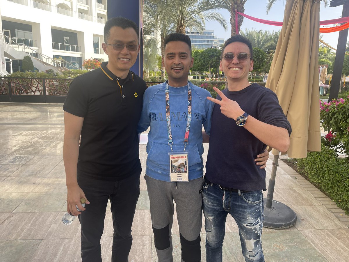 Carl Moon 🌙 tweet media