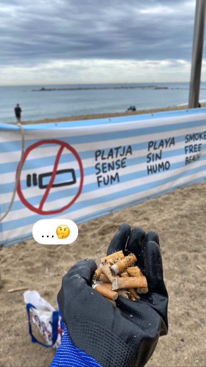 #Barcelona banned smoking on its beaches (& i applaud that!👏)…but these signs don’t equal #implementation. 

It’s one thing to make a rule, and another to enforce it.

#cigarettebutts #stoplittering #dontlitter #plasticpollution #marinelitter
