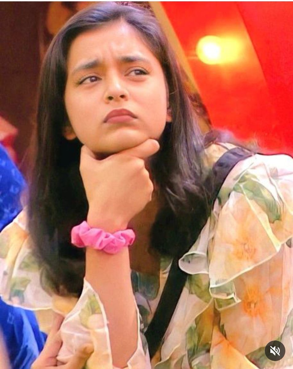 AUDIENCE WINNER SUMBUL

That's the tweet.
#SumbuITouqeerKhan