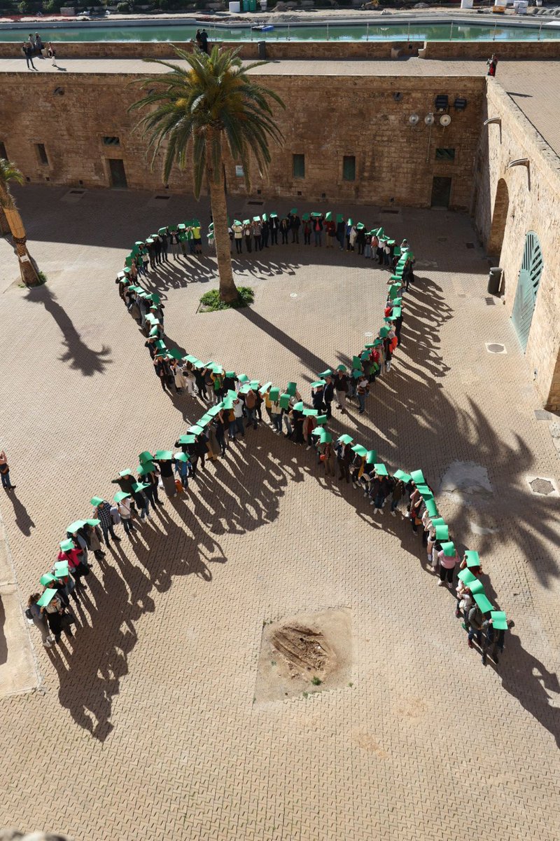 JosReyesMoreno2's tweet photo. Hoy celebramos el Día Internacional C9ntra el Cáncer con emotivo acto y un lazo humano en todas nuestras juntas comarcales....Solo con el trabajo de todos #TodosContraelCancer conseguiremos el 70% de supervivencia en 2030 https://t.co/tZwEOqLPQA