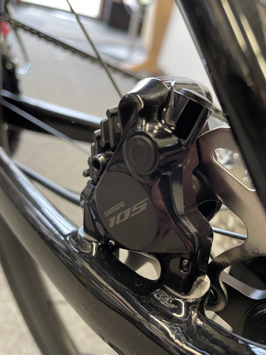 Questbikes's tweet photo. All new @LivCyclingUK  Avail Advanced Pro 2 in store now! With the latest Shimano 105 Di2 12 speed. Wow factor bike! https://t.co/KMpQciX3lg