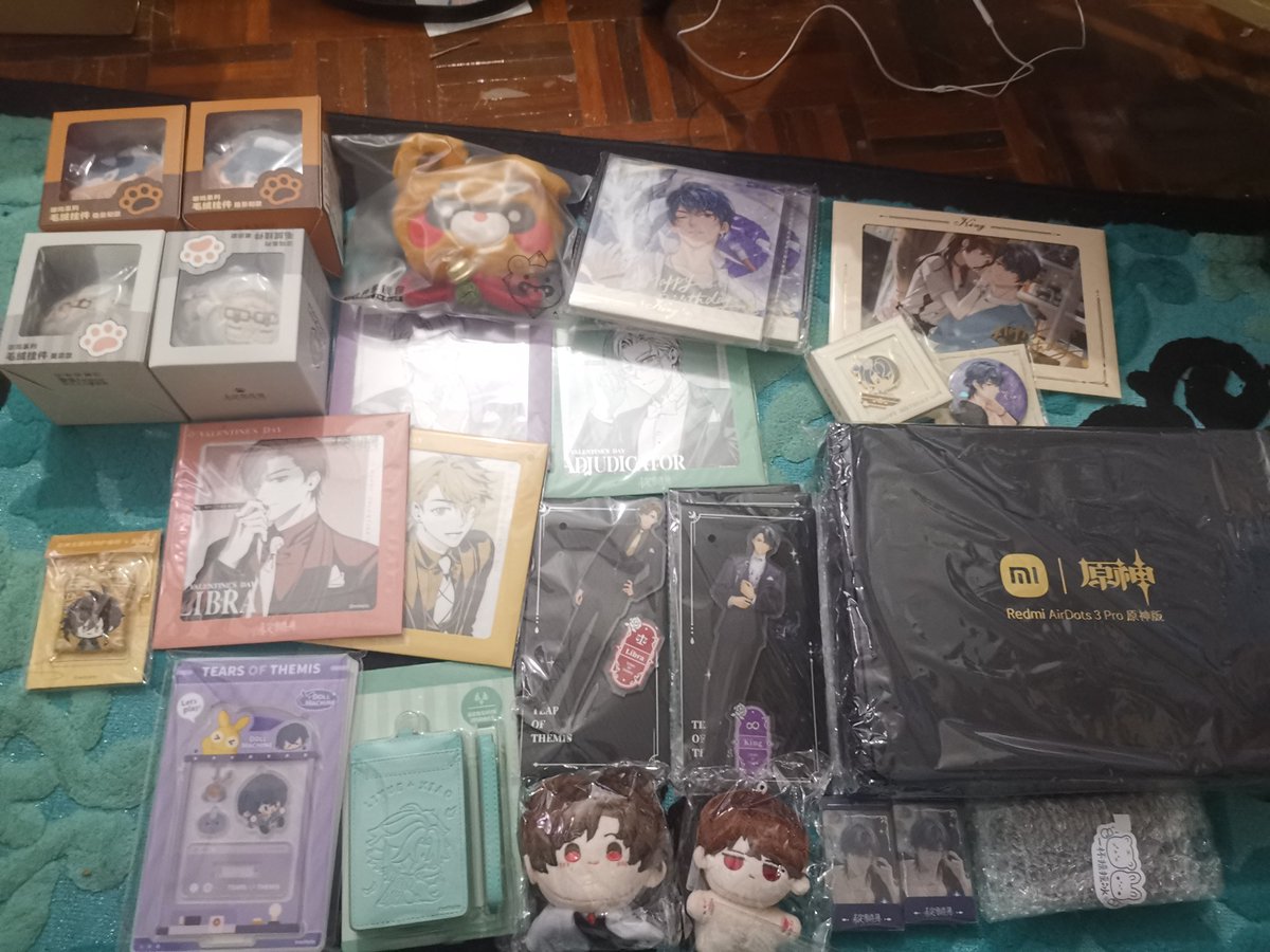 kittymerchstore's tweet photo. Some of Genshin & TOT official, Rosa 1st preorder, Ayato fanmerch full set, personal orders, @/Muoimuoi_ genshin fanmerch, @/misu_025 fanmerch, and also the NU:C and Luxiem, Noctyx & Iluna fanmerch arrived ππ
#kittymsupdates https://t.co/kfU6kc1dah