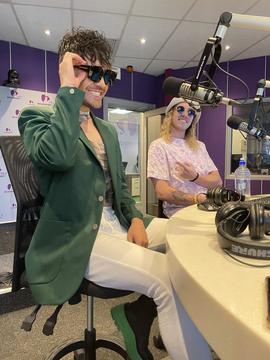 Love you <a href="/jacarandafm/">Jacaranda FM</a> ❤️