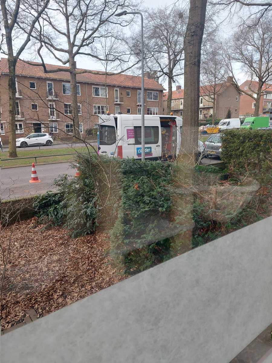 Daantje75's tweet photo. Zaterdag: gesport, gewandeld, lente lucht gesnoven, gemediteerd (poging) ,lieve visite met eten voor drie dagen. En een gaslek voor mijn deur🫢#allinaday #weekend #aleenbeetjelente #spannend https://t.co/89B6mJkCrj