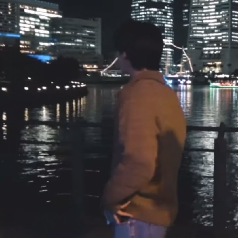 LJNFEED's tweet photo. night stroll in japan with #jeno https://t.co/tpvyDWKScq