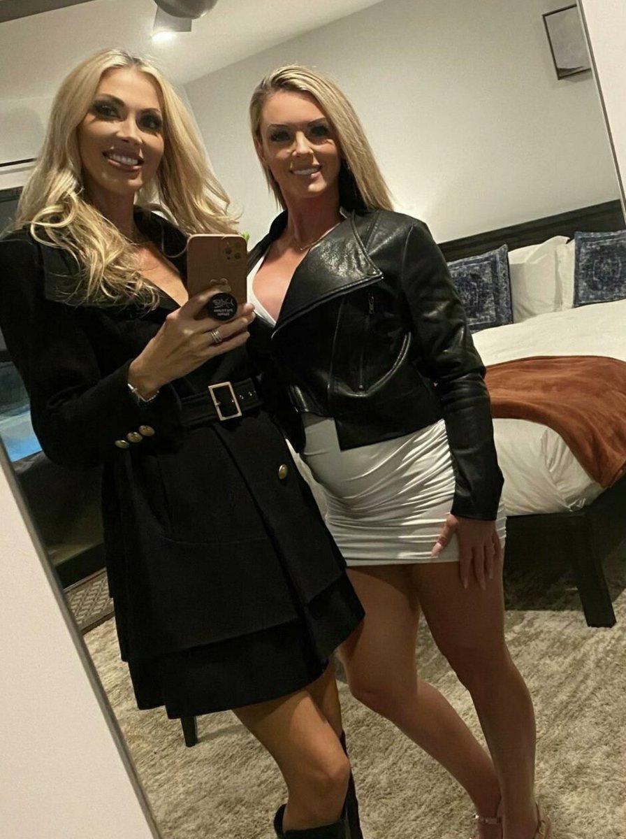 sweet__vickie's tweet photo. Last night with @HollyHotwife was amazing!!! https://t.co/EVlI80BnXq