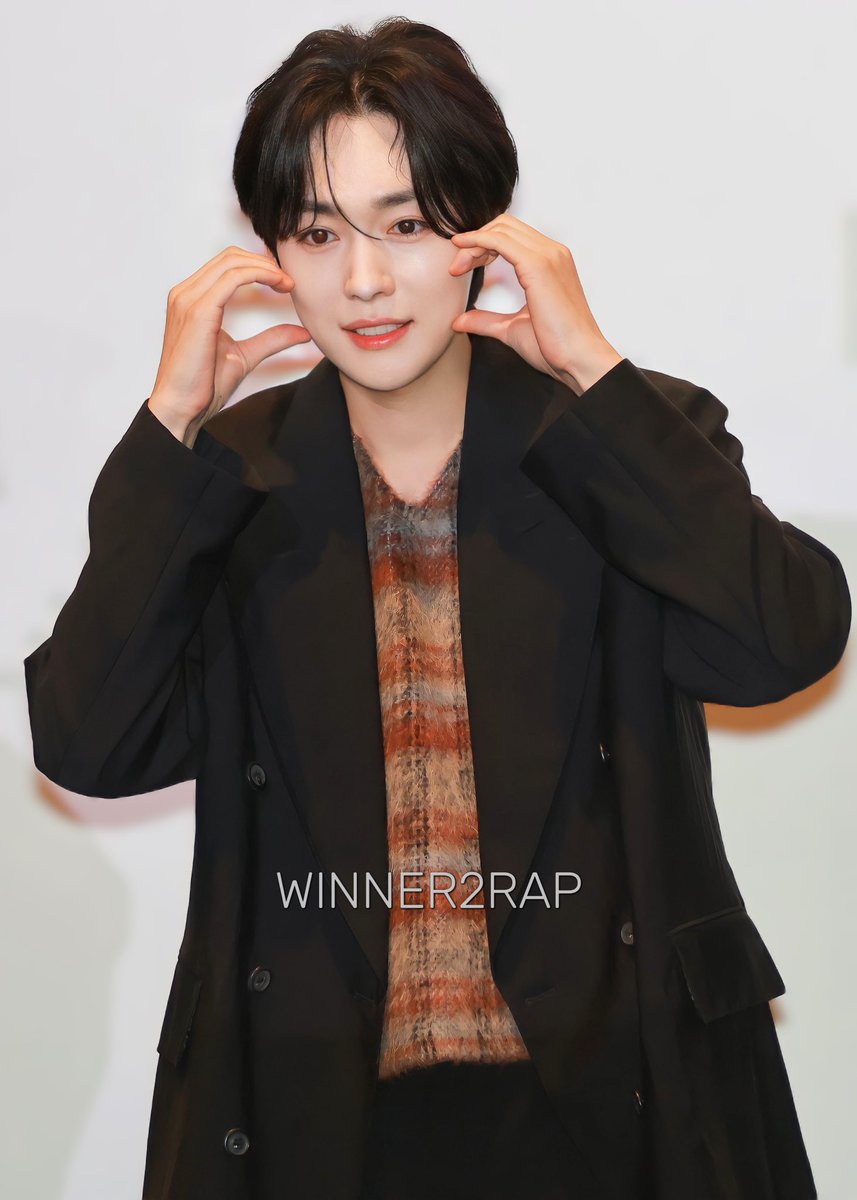 winner2rap's tweet photo. 230128 CGV 무대인사 HQ 

THE CIRCLE: THE MOVIE Stage Greeting   @official_jinu_ 

#WINNER #위너 #WINNER #위너 #JINU #진우 #김진우 #KIMJINWOO #YG #HKIC #Winner2rap #위너첫영화 #위너더무비 #위너2022콘서트더서클더무비_무대인사 #CGV https://t.co/t5CpxAptlP