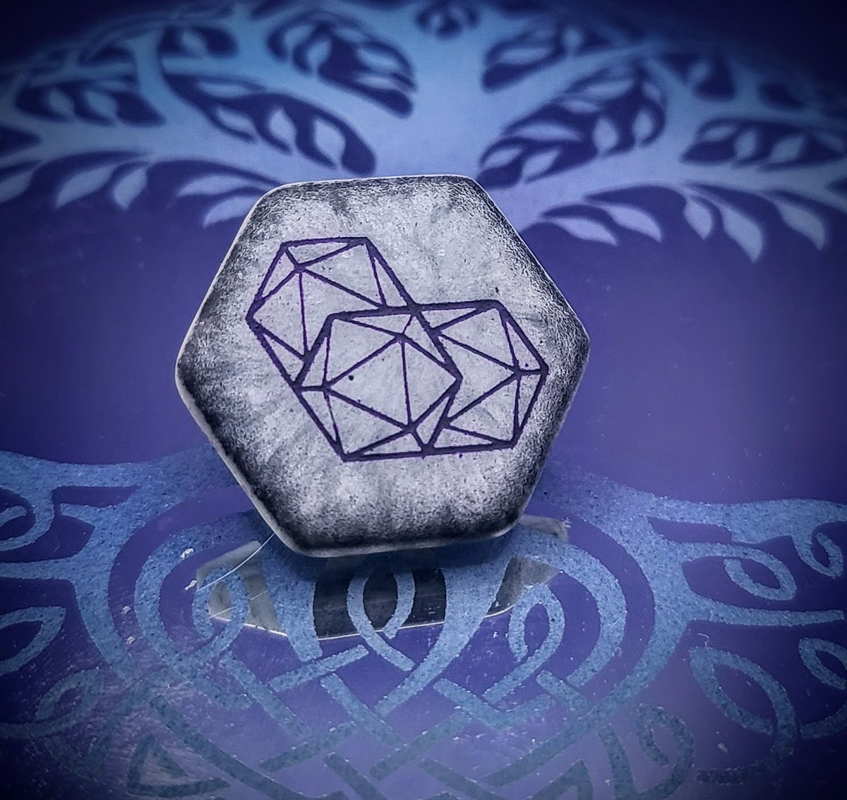 MC_Etching's tweet photo. Heyo friend and fellow traveler! 

I'm still dong a half off sale at my shop because the economy is rough and one must adapt to survive!

I would love to make something shiny for you!
https://t.co/GRkcKECIxR

...I'm not good at advertising.
But I do appreciate the support 💜 https://t.co/POYuo5lX09