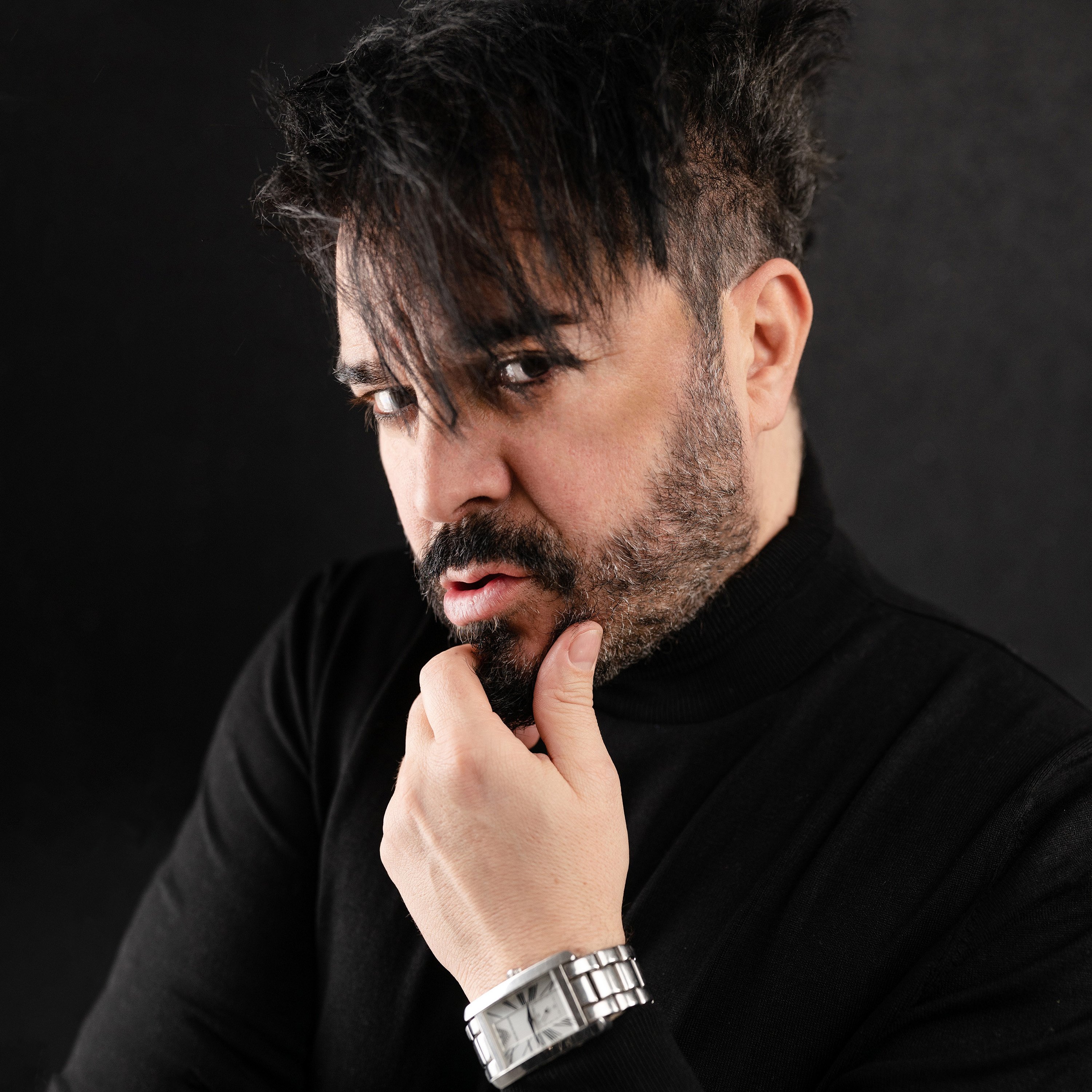 SANTIAGO CORTES OFFICIAL (SantiagoHouseDJ) / Twitter