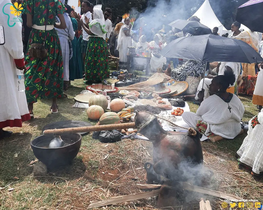 DiscoverAddis's tweet photo. The 14th city-wide cultural festival started to be celebrated in Addis Ababa yesterday,and this are some of the pictures we took!
#discoveraddisababa #addisababacity #beautifuldestinations #beautifulcity #thevibranthubofafrica #Ethiopia #visitaddisababa #instadaily #picoftheday https://t.co/dLmqbE4ajx