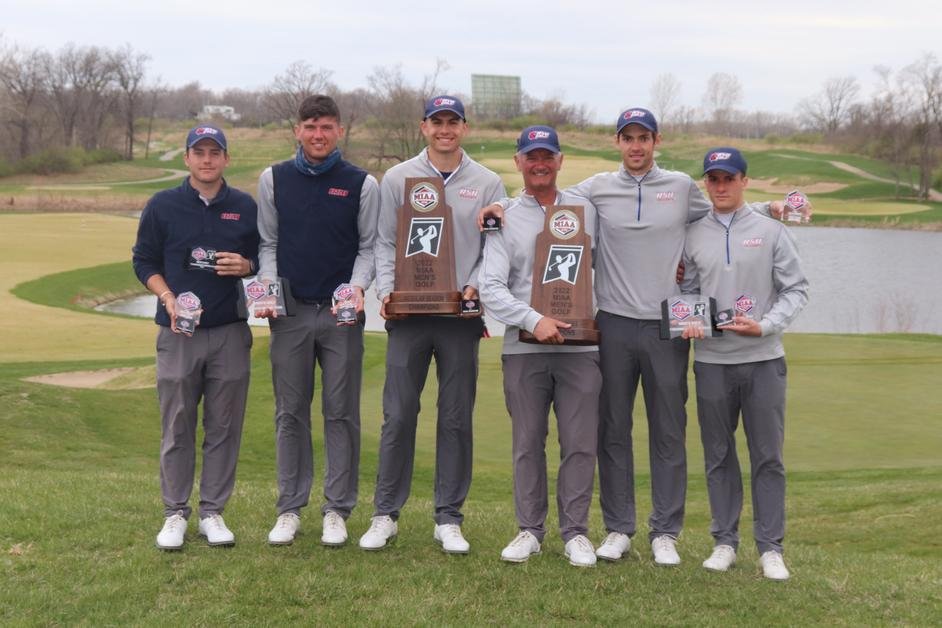 rsugolf's tweet photo. Hope to see you at the Expo this afternoon where we'll receive @TheMIAA Conference Champion rings! #HillcatNation #NoLimits @AidanGavey41 @luke_palmowski @ty_the_golfer  @gonchavesvega @Roblesdani02 https://t.co/Xmms9zW3bZ