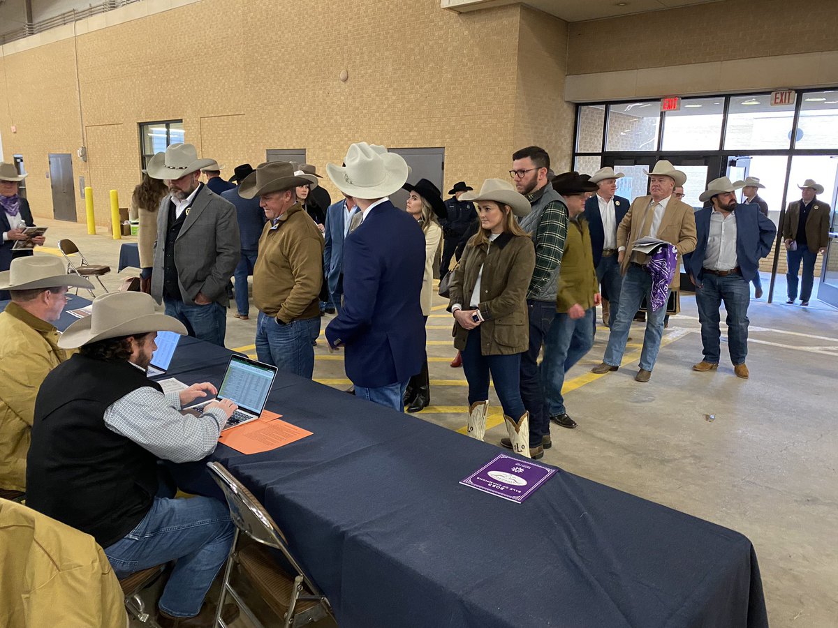 Rise and shine! It’s Sale Day and we are getting it started with our annual breakfast. #fwssr