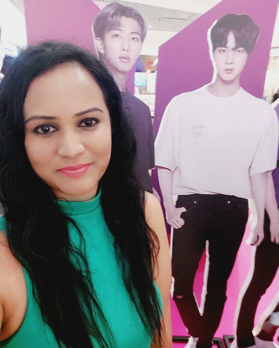 sn_sachi's tweet photo. Watching them on the silver screen for the first time was a wonderful experience.Their choreography,vocals, performances the entire concert was on https://t.co/vBcE1mG3vc was a memorable day.💜🫰 #BTSYetToCome #btsyettocomeinbusan #BTSYetToComeinCinemas 
@bts_bighit
@BTS_twt https://t.co/J75ZM8CWZL