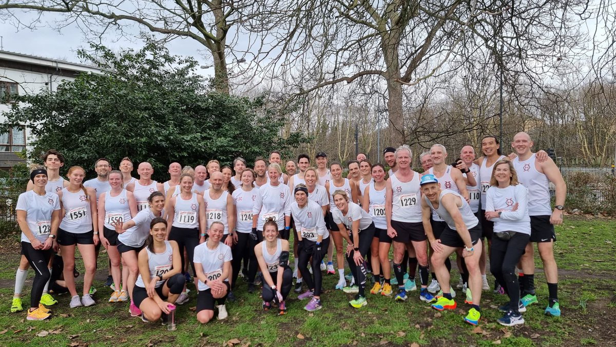 A lovely morning for a flat out course around Victoria park in London.  5m course . Well done @Orion_Harriers   @UKRunChat   @Strava  #Ukrunchat @Brooksrunninguk #SaturdayMorning @Herbalife