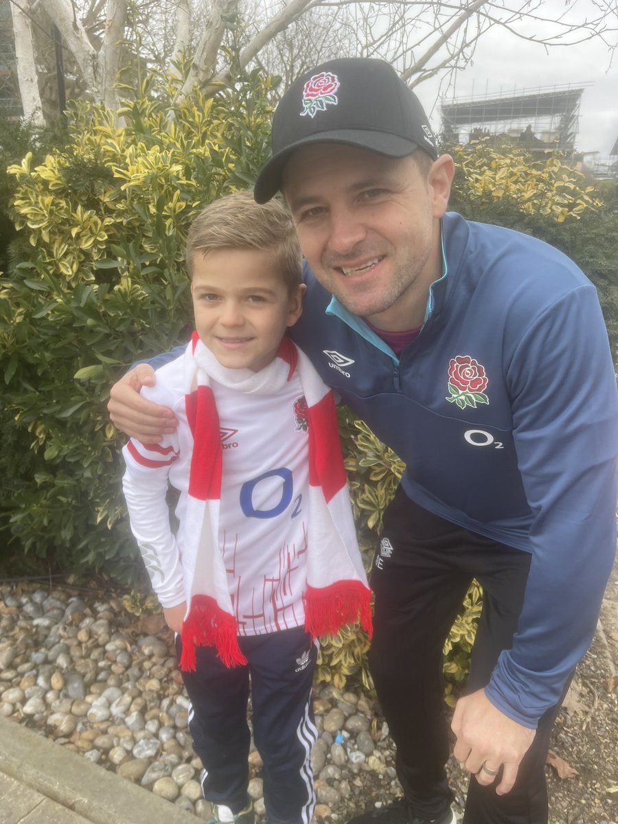 Big day daddy good luck  <a href="/nick10evans/">Nick Evans</a> ❤️🏴󠁧󠁢󠁥󠁮󠁧󠁿 #ENGvSCO