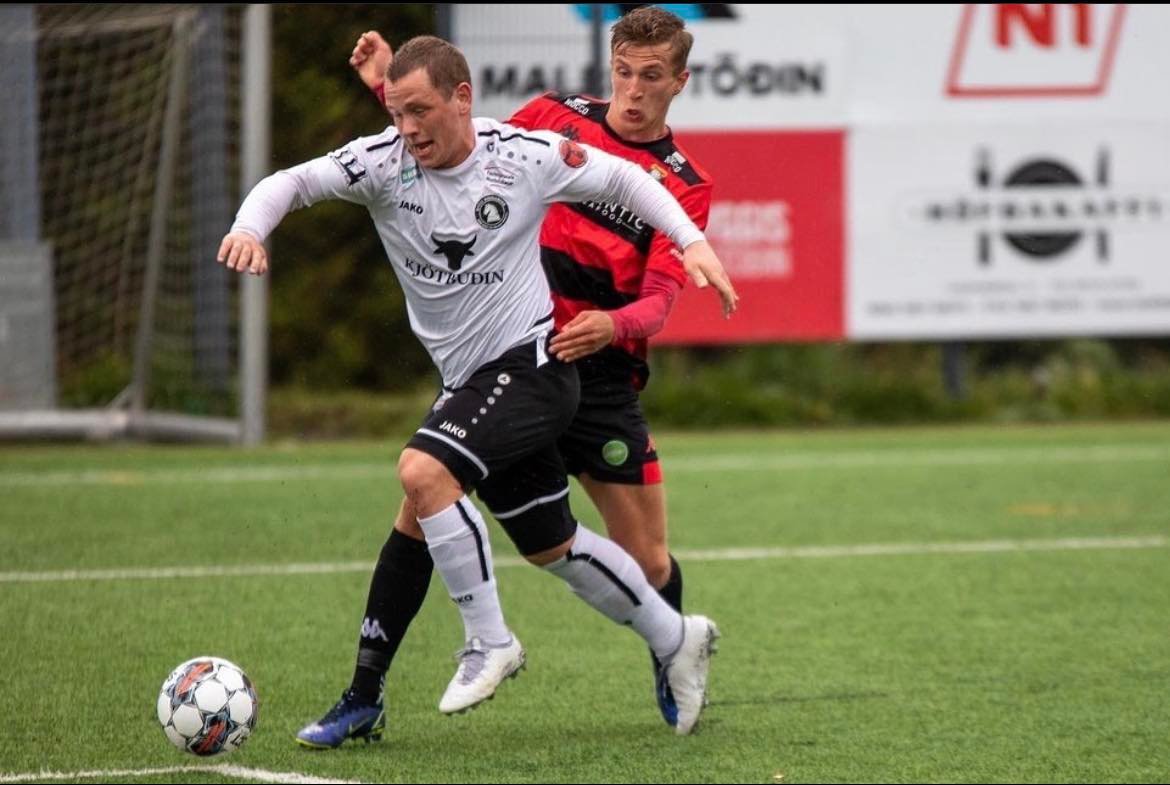 Varnar og miðjumaðurinn Guðbjörn Smári Birgisson er genginn til liðs við Víking Ó.

Guðbjörn hefur spilað 4 leiki með Víking Ó. Í vetur og staðið sig vel. Við viljum bjóða hann velkominn og væntumst mikils af honum í sumar. <a href="/AstriPodcast/">Ástríðan Podcast</a>