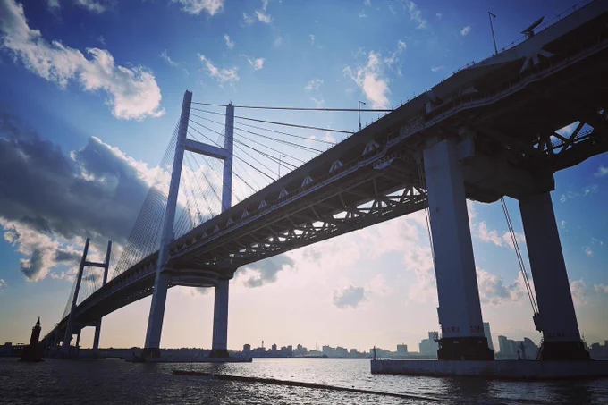 今日撮った横浜ベイブリッジです 