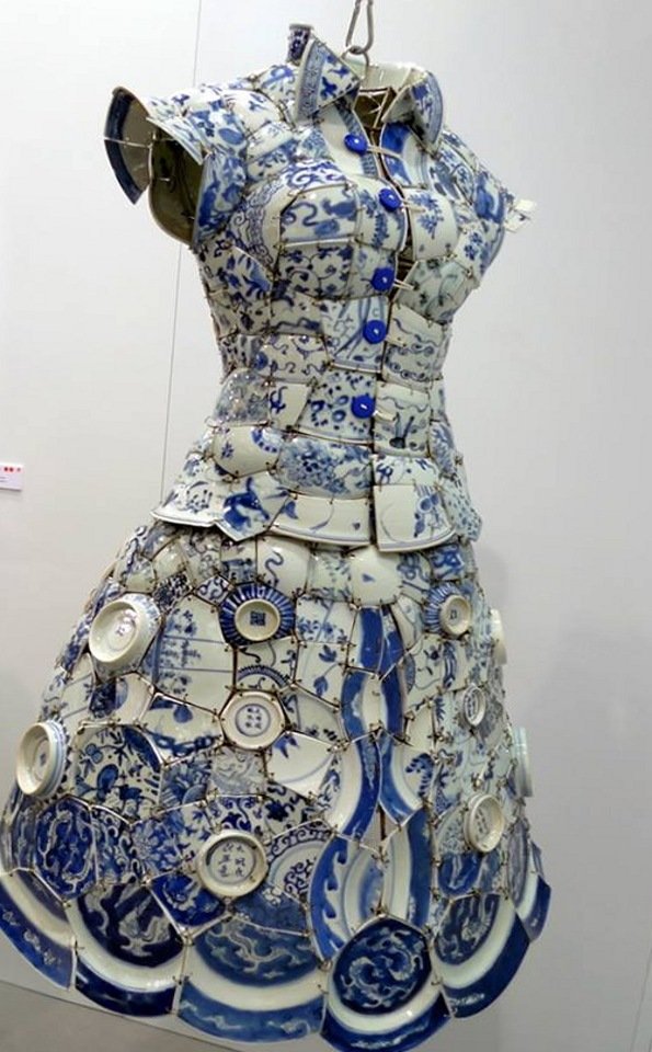 Critical Cupcake 🌈 ♿ ⚛️ on Twitter: "Li Xiafeng is Beijing artist who ...