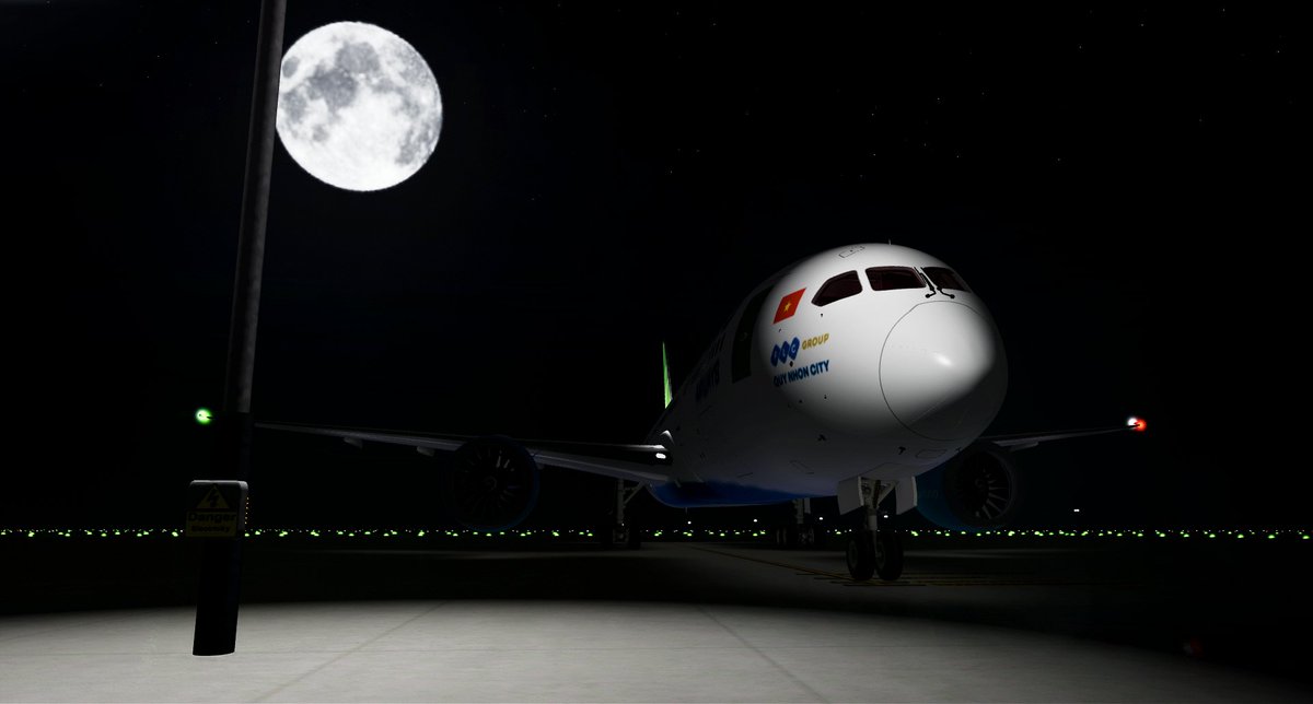 Bamboo_Roblox's tweet image. Using shaders, is pretty awesome :)
#robloxairline #robloxaviation #roaviation