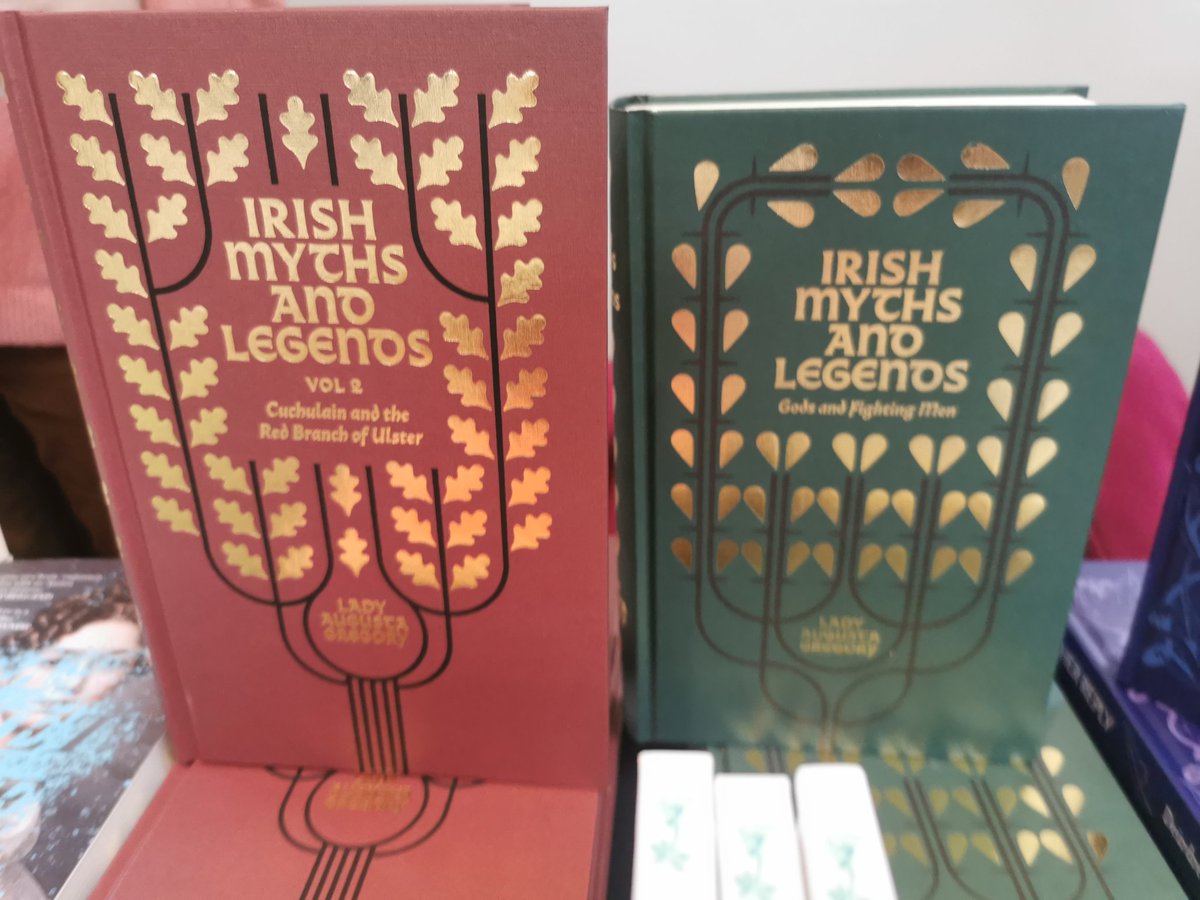 RichBarracks's tweet image. Elizabeth @ElizaLIBooks of @LittleIslandBks is here with books from that wonderful publisher, from @NewIslandBooks and from @LilliputPress - brilliant books from great authors. 

#irishwriting #irishbooks #richmondbarracksfair #buyirish #irishmade #brigitdublin #dublin #D8D10D12