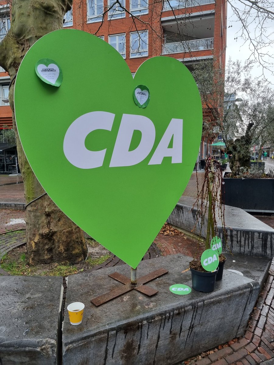 JCSalverda's tweet photo. Vanmorgen bij de start van de campagne voor de Provinciale Staten verkiezingen Zuid-Holland en oa het Hoogheemraadschap Rijnland in Alphen aan den Rijn. https://t.co/wVYkjeepNZ