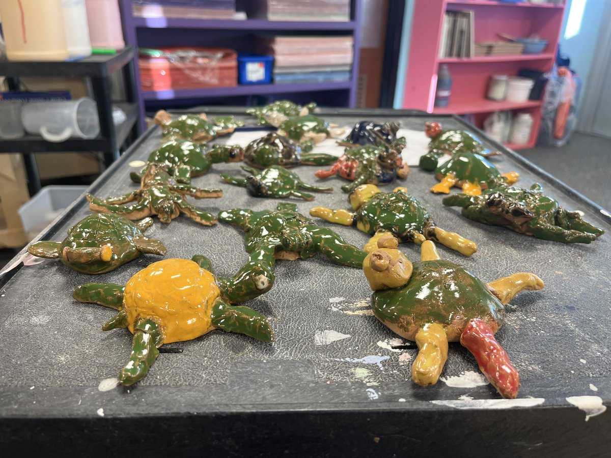 stephanieljacob's tweet photo. Dieck students made clay pieces! #DieckStrong @DieckSCCS @swartz_creek https://t.co/DYcQdKrhGx