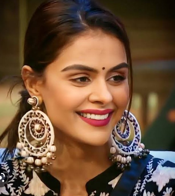 Anamika26096763's tweet photo. #arisingwinnerpriyanka  😉😉 https://t.co/3yzCBXUrwG