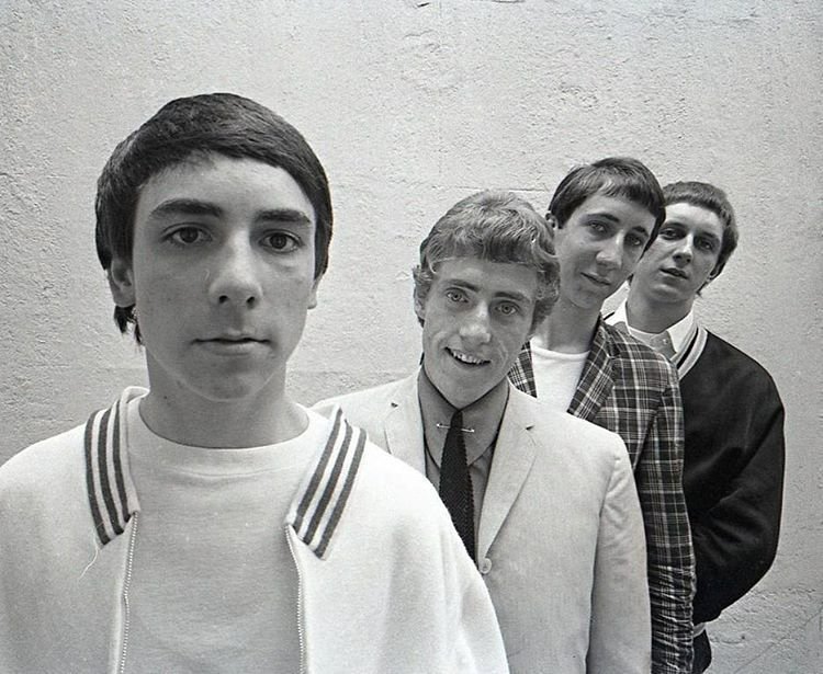 crockpics's tweet photo. The Who. https://t.co/ectwT0u190