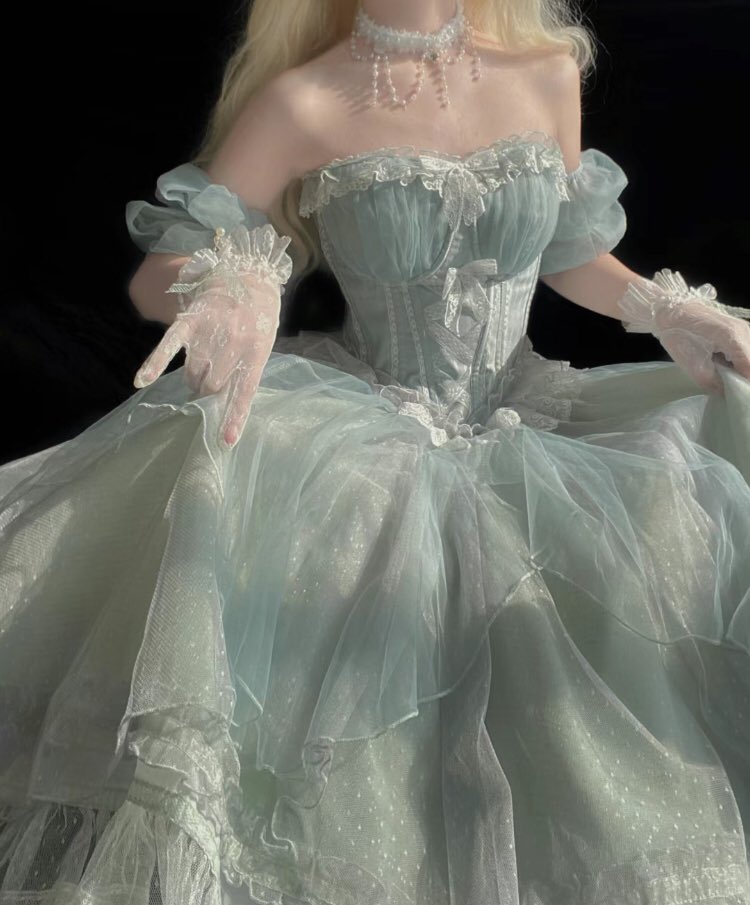 prettiest dress