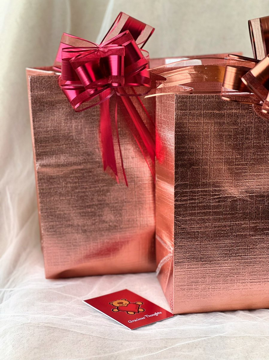 graciousthought's tweet photo. Just in case you were wondering how our special edition Valentine’s Day gift bags look, here you go!
At only 165k get a bag full of goodies for your loved one.
The last frame contains the details of what’s in this goodie bag.
#graciousthoughts #valentines #uotmarketday https://t.co/trBpEQeWEQ
