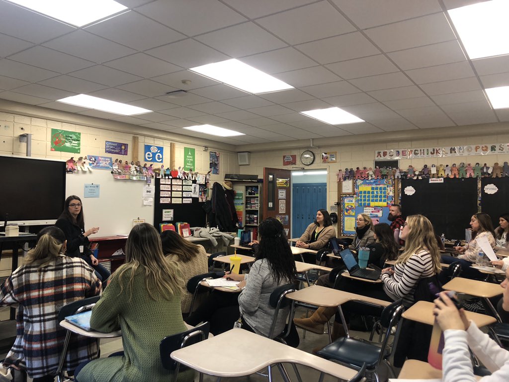 Mme. Nesfield tweet media