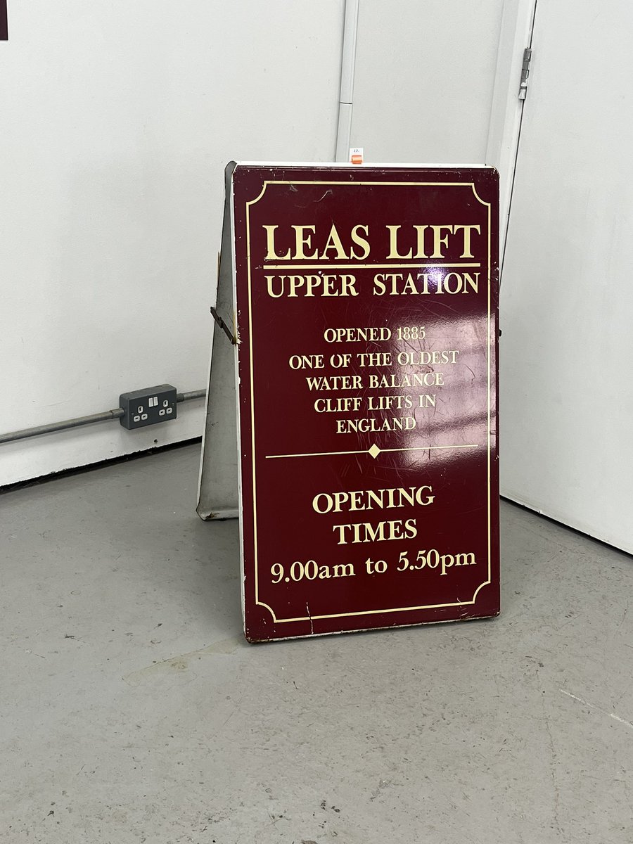 Of course I’m also very excited to see the development of @leaslift, remember going on it as a kid and an accessible route to the seaside is very much needed 

#folkestoneisanartschool #Folkestone #cheriton #arts  #keepitkent #leaslift
