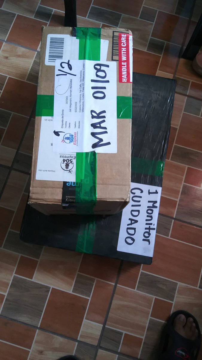 fuegjar's tweet photo. Buenas, ha pasado bastante tiempo, perdonen por siempre desaparecer, escribo para decirles que porfin supere Latam.

Me ha llegado mi nueva compu ya que la vieja se me arruino, solo queria saludarlos y a decirles que haremos unboxing y armar la compu en direc, por si quieren ver https://t.co/006CE3GGvH