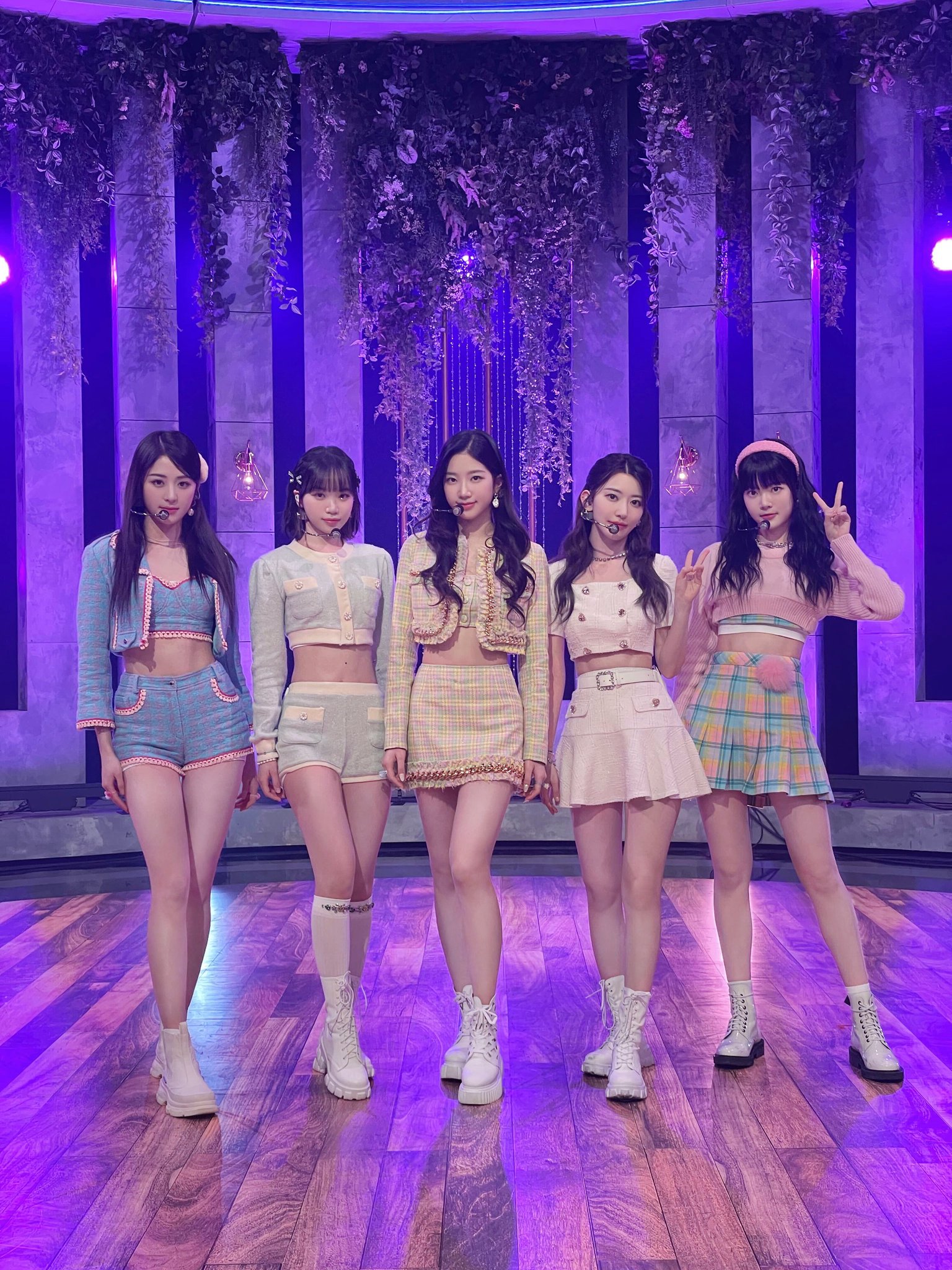 Weverse Con Festival ルセラ ジムサック 新品未使用 韓流】LE SSERAFIM、米コンサートで新曲発表予告「10月に