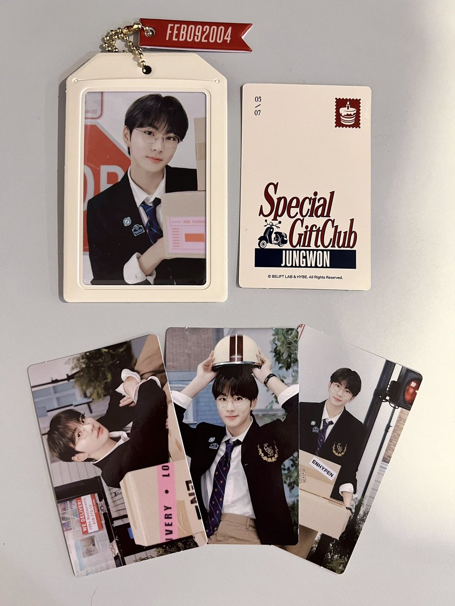 m_triplej's tweet photo. ✨𝐇𝐀𝐏𝐏𝐘 𝐉𝐔𝐍𝐆𝐖𝐎𝐍 𝐃𝐀𝐘🐈💓
เนื่องด้วยวันเกิดเเละวันจบการศึกษาของน้อนจองวอนลูกรัก🎂🎓

🎁เเจก 𝘖𝘧𝘧𝘪𝘤𝘪𝘢𝘭 𝘉𝘥𝘢𝘺 𝘎𝘪𝘧𝘵:
𝙋𝙝𝙤𝙩𝙤𝙘𝙖𝙧𝙙 𝙃𝙤𝙡𝙙𝙚𝙧 𝙬𝙞𝙩𝙝 𝙋𝙝𝙤𝙩𝙤 𝘾𝙖𝙧𝙙𝙨
รับไปทั้งเซต 1 คน พร้อมส่งฟรี

📌รี+ฟอล
📌สุ่ม 09.02.23 https://t.co/mOez5t1dVZ