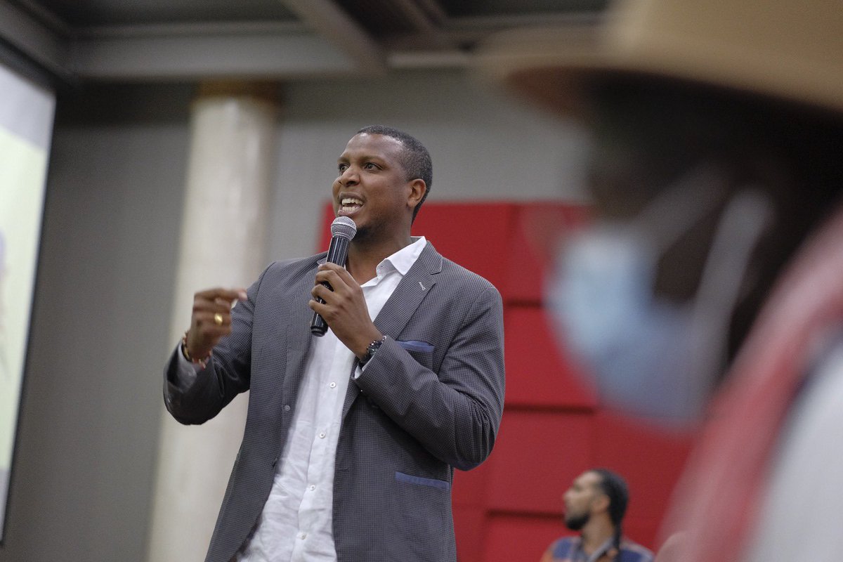 DNP_Colombia's tweet photo. En el #GobiernoDelCambio las voces de las comunidades son fundamentales para hacer de Colombia una potencia mundial de la vida, eso quedó claro ayer en la Consulta Previa del Plan Nacional de Desarrollo con las comunidades negras, afrodescendientes, raizales y palenqueras. https://t.co/Qw1CaHBsDv