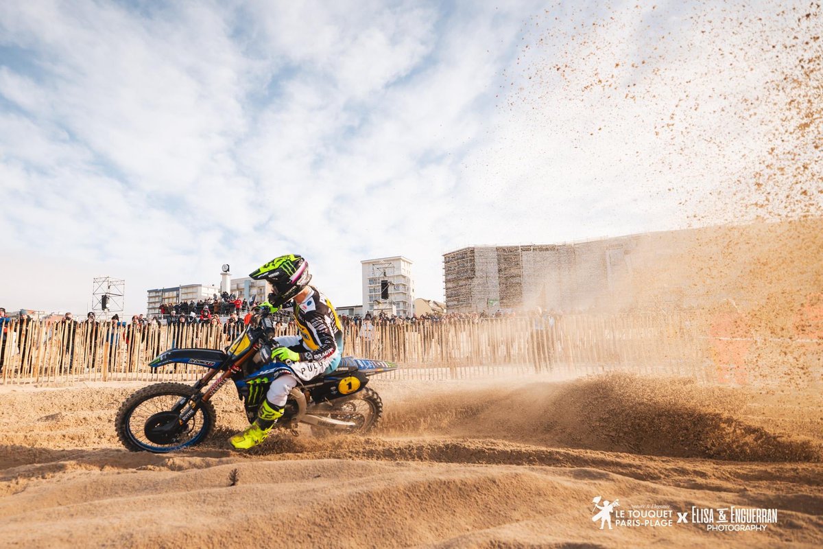 LiveMXOnline's tweet photo. Milko Potisek has been forced to resign from the race at Le Touquet. #LeTouquet #EnduropaleduTouquet #Enduropale #BeachRace #SandRace #SandRacing #BeachRacing #Dirtbikes #LiveMotocross https://t.co/dN8AUZ5LKi