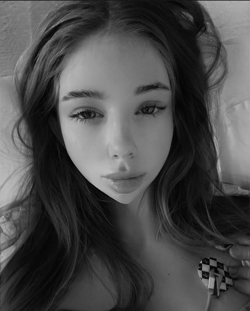 im_Ashleyfred's tweet photo. 🖤 will be fine soon https://t.co/zMMoMOH1I9