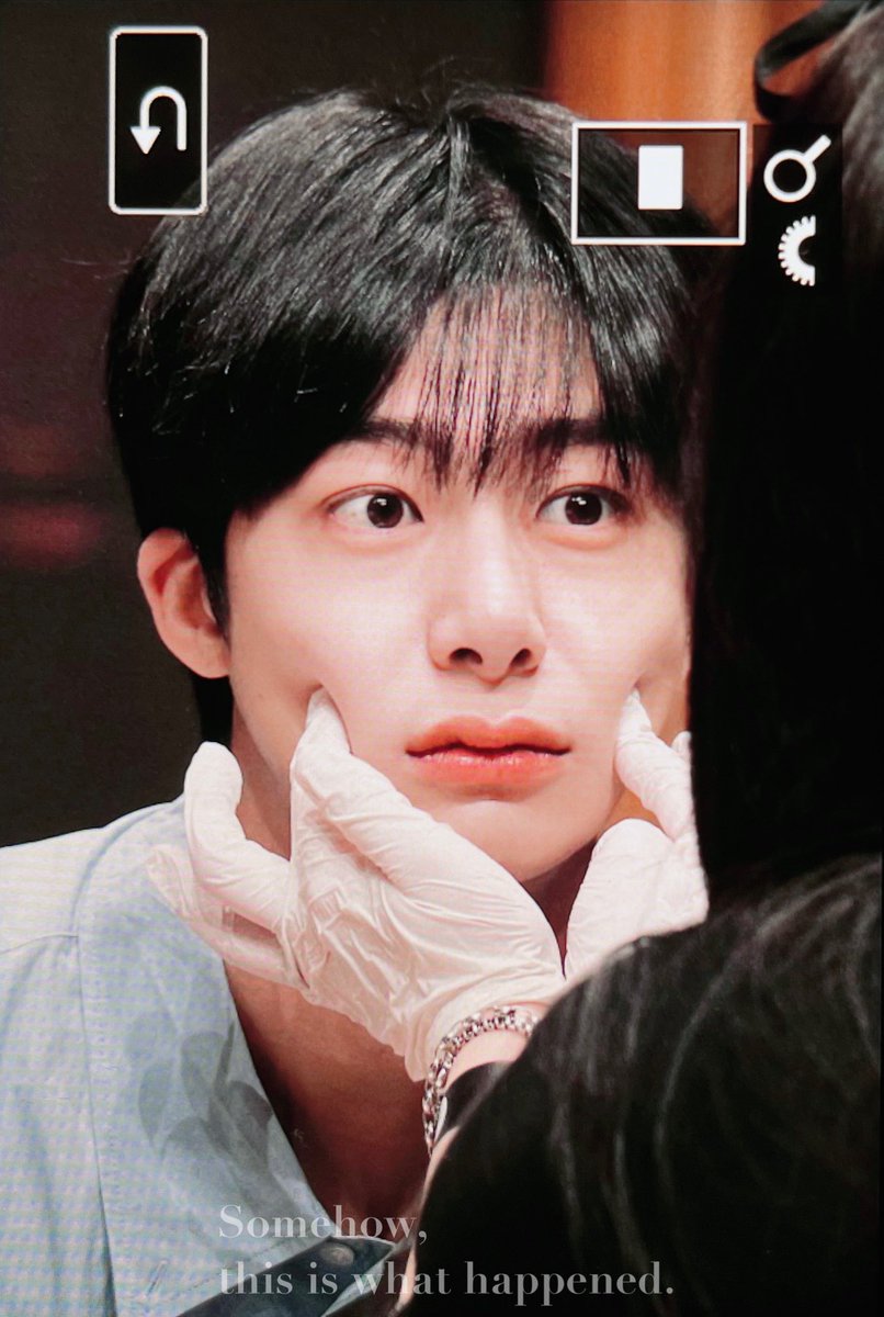 somehow_hw's tweet photo. 230204 사운드웨이브 팬싸
말랑말랑말랑말랑….

#형원 #HYUNGWON 
#몬스타엑스 #MONSTAX https://t.co/m1lPhatU4w
