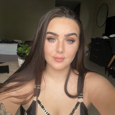Mileyrose74's tweet photo. #NewProfilePic https://t.co/nxQCQpymPM