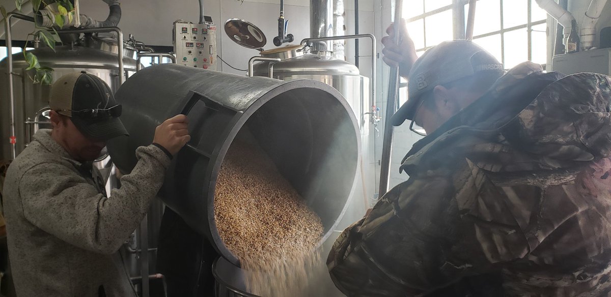 funkypicnic's tweet photo. Brewing a Smoked Irish Red Ale with the Big Country Homebrew Club this morning! #rauchbier https://t.co/oPfVeCvazb