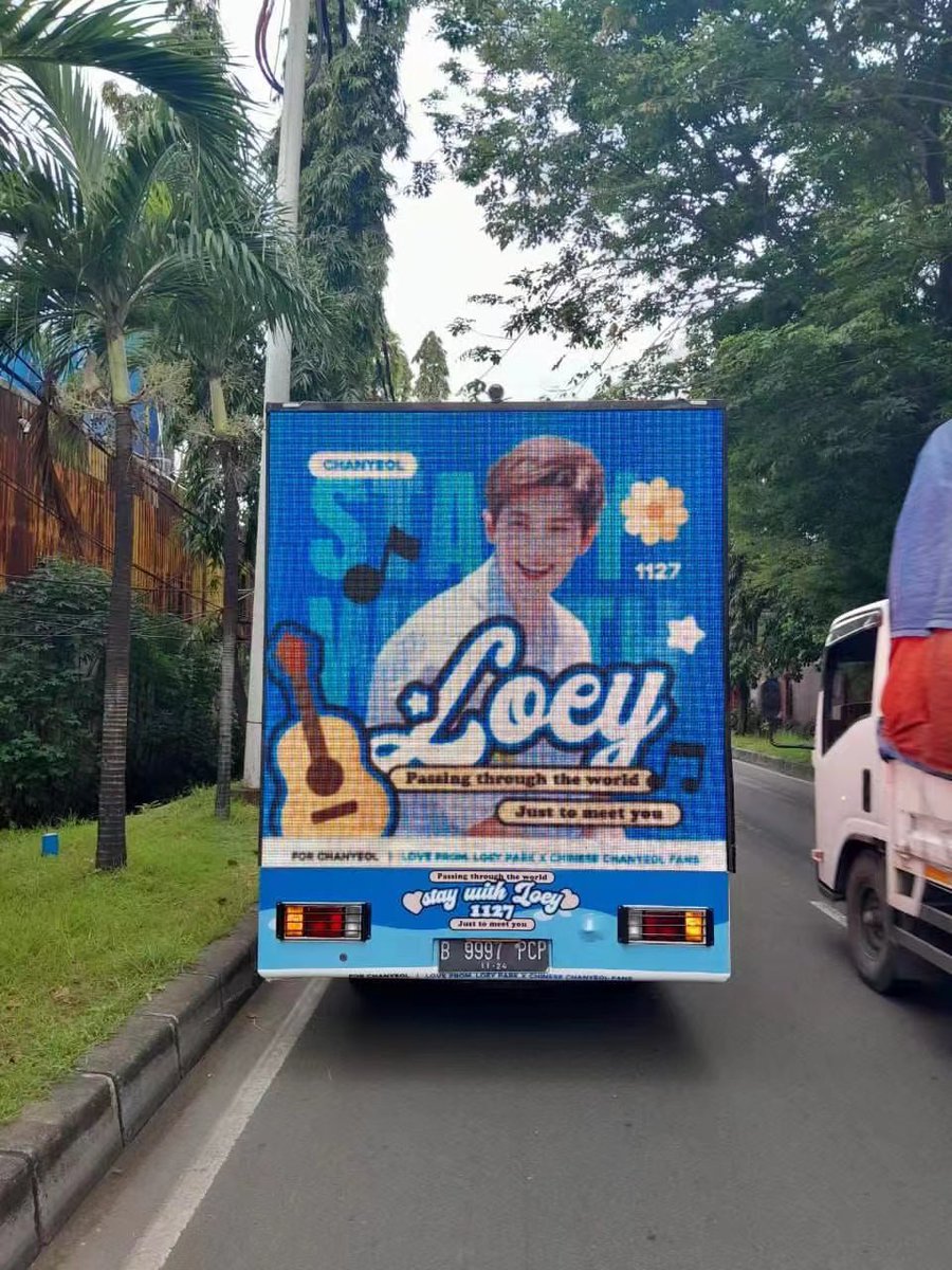EXOSC_MEXICO's tweet photo. INF||•230204 🍒🐣

Proyecto de ChanyeolBar..

Autos LED estuvieron  circulando por el lugar.en apoyo a #CHANYEOL

#EXOSC_BackToBack https://t.co/FpzjJPXGU2