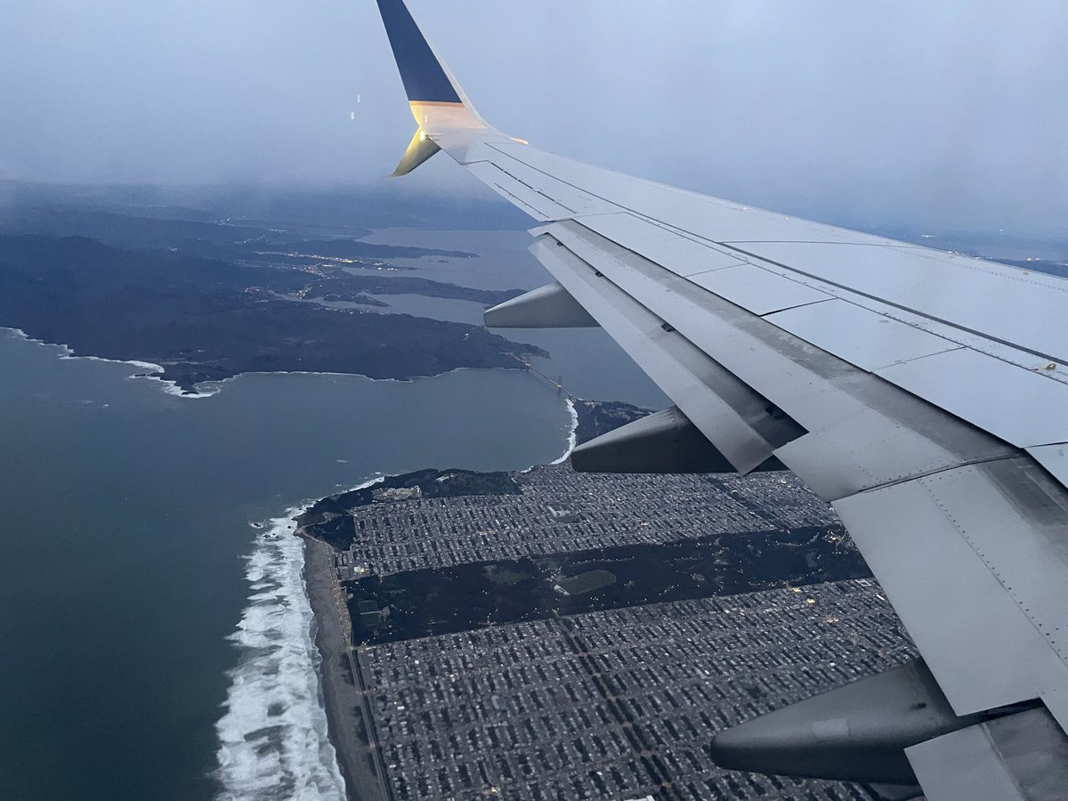 poverbau's tweet photo. @DjsAviation My shot in early January. Never gets old. https://t.co/hWqudeIzSd