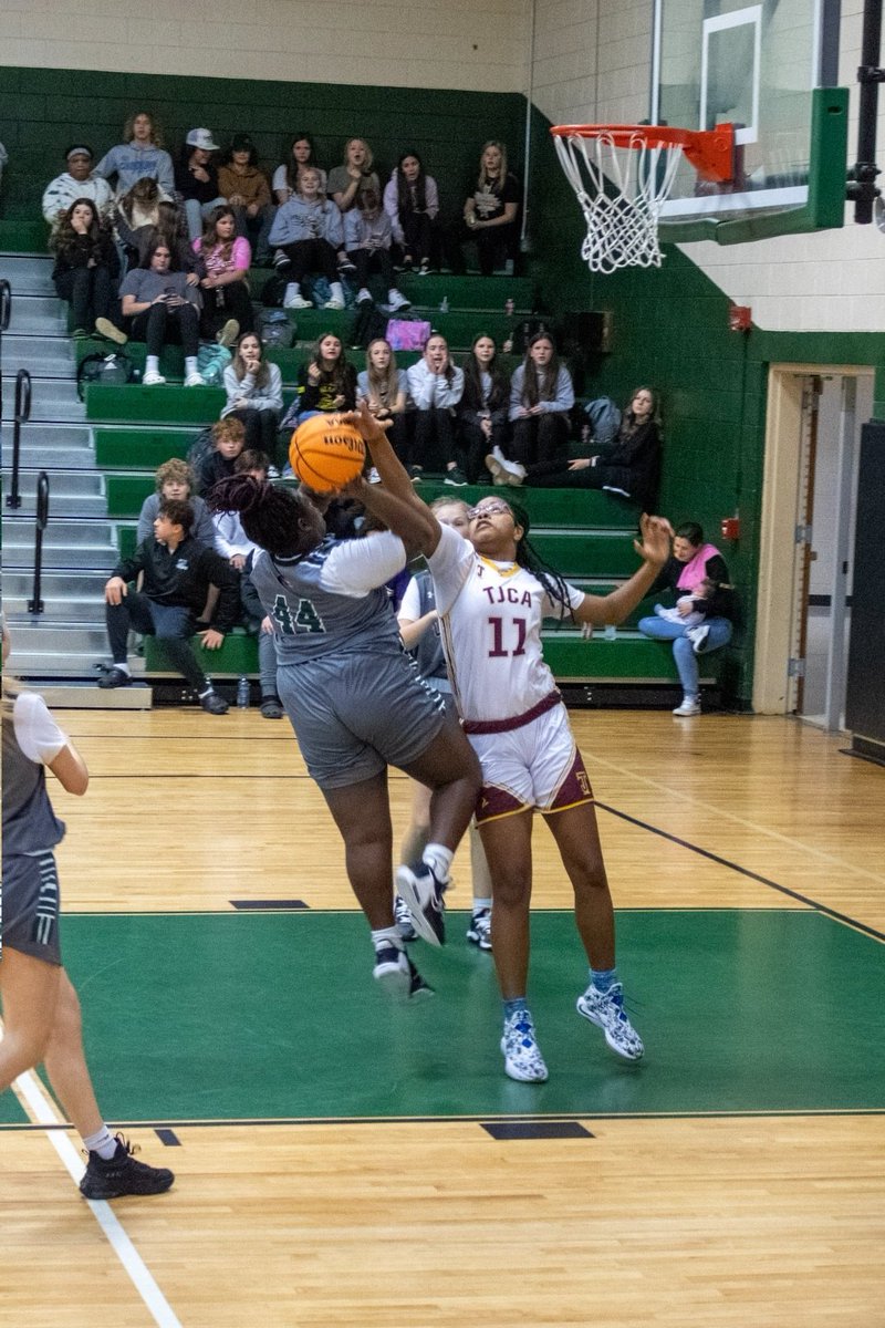 BrookBratt08's tweet photo. I have a Great Support Team! @TwittyTown3 @TwittyCoach @dakota_twitty @dylan_twitty @CoachShauntay @HoopDreamsAAU @CoachZellCCC @CghrMedia @LBI_Carolina @Coach_B828 @CoachYMelvin 💪🏾🏀⛹️🏾♀️Thanks Everyone! #Blessed #Bloodline #Next1Up #IAmNotRegular #LitLikeTwitt https://t.co/Si3LK6wWob