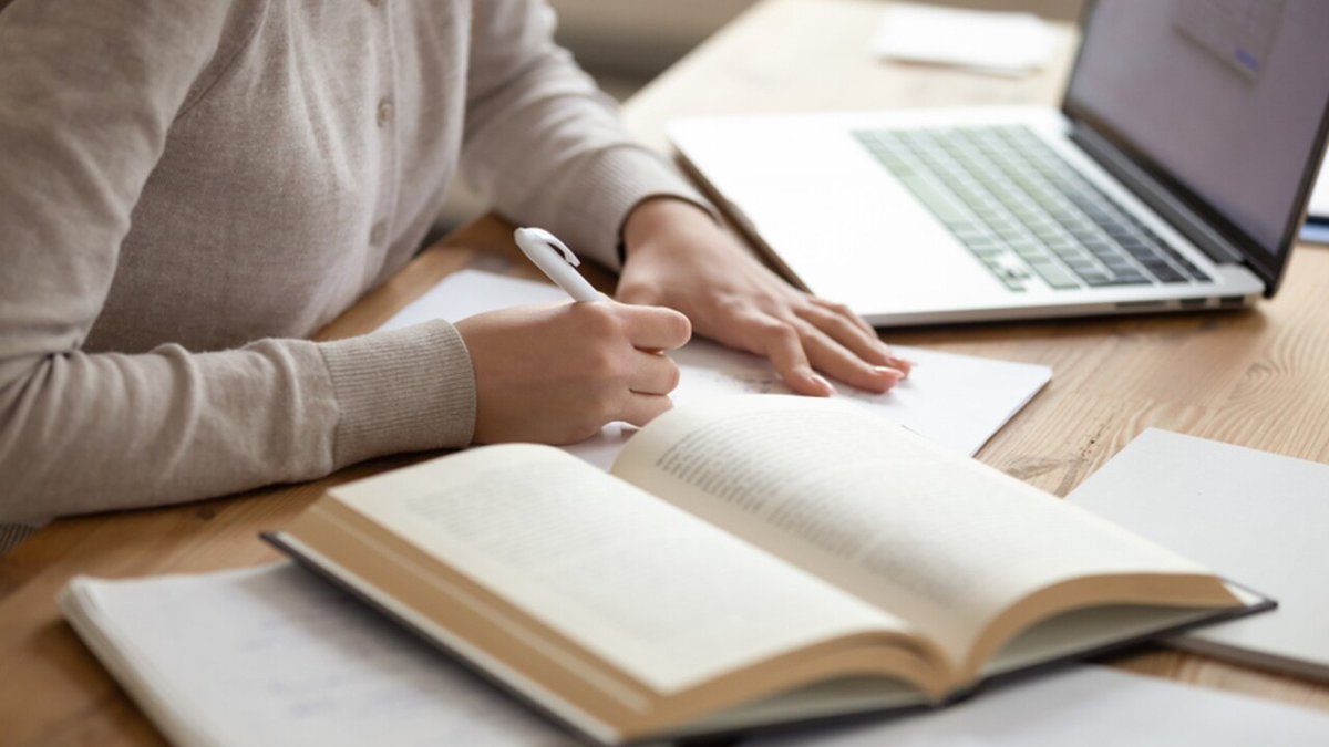 writer_quality's tweet photo. Check out https://t.co/HmRfUfhF91 for Outstanding offers on Quality Research Essays and Tutoring Services.
#PayEssay 
#Essaydue  
#homeworkslave 
#AssignmentHelp 
#Admissionessay
#homeworkdue 
#Assignmentpay
#essayhelp
#PayEssay 
#casestudy
#business
#essaywrite 
#economics https://t.co/ndbSv2fE1p