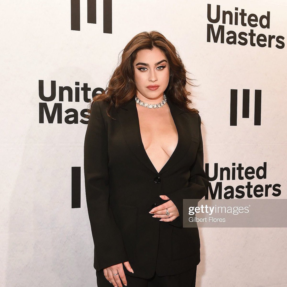 laurenjpics's tweet photo. Lauren Jauregui in suits https://t.co/Nub98gn857